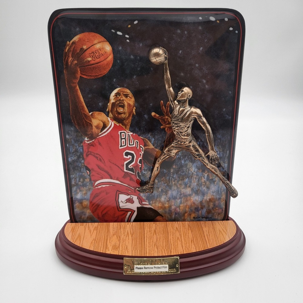 Michael Jordan Upper Deck American Sports Icon Limited Edition Plate Glen Green